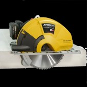 Fierastrau pentru panouri sandwich cu acumulatori SHDC 8320E