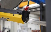 Fierăstrău cu bandă pentru metal BOMAR Ergonomic 375.308 DGH Valabil pana la 31.10.2026